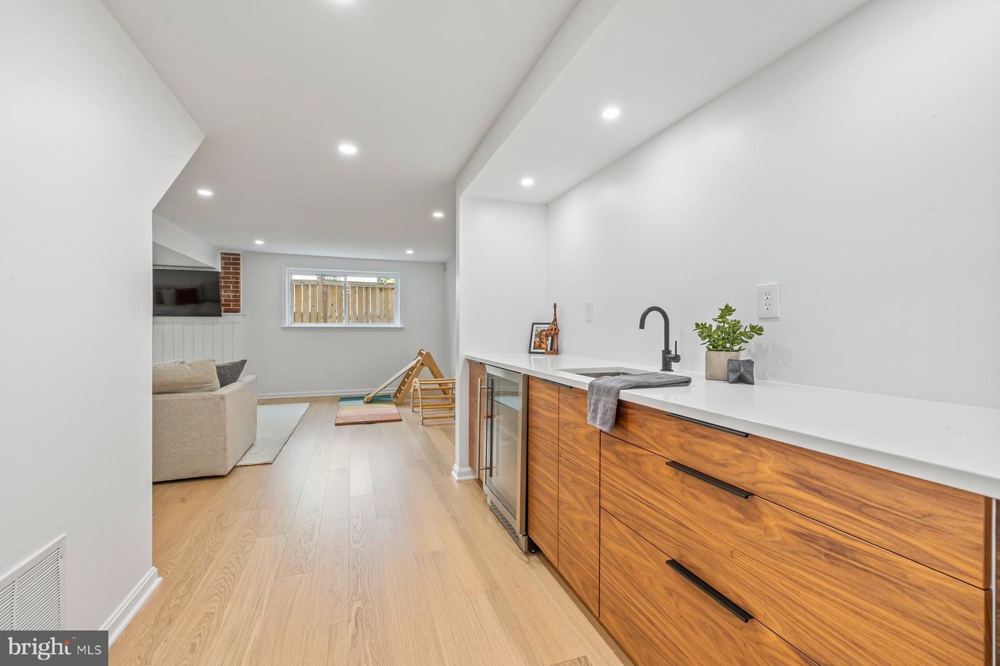 4100 Spruell Dr, Kensington, MD 20895 &mdash; Photo 14