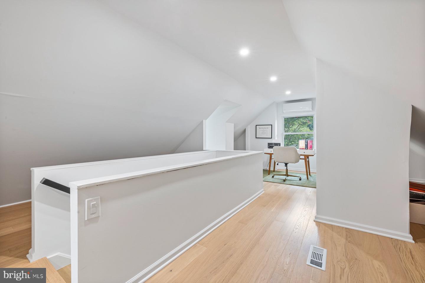 4100 Spruell Dr, Kensington, MD 20895 &mdash; Photo 22